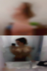 Like's pussy during periods having fun.